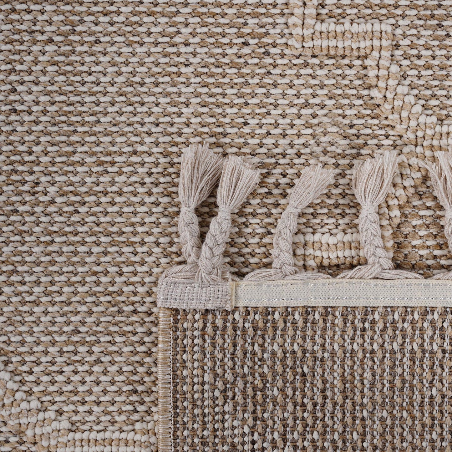 Guros - 8' X 10' Trellis Indoor / Outdoor Area Rug - Cream