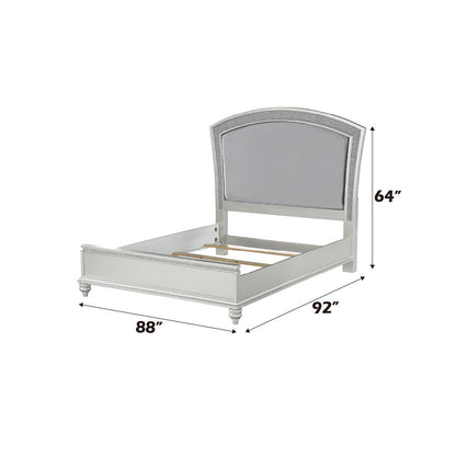 Maverick - Panel Bed