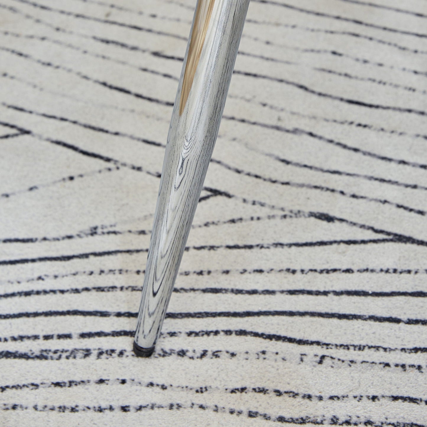 Modern Minimalist Dining Chairs With Metal Legs