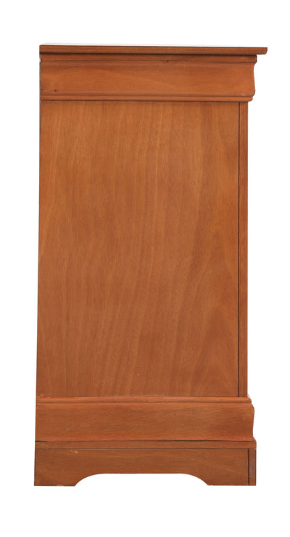 Elegant Traditional Storage Dresser