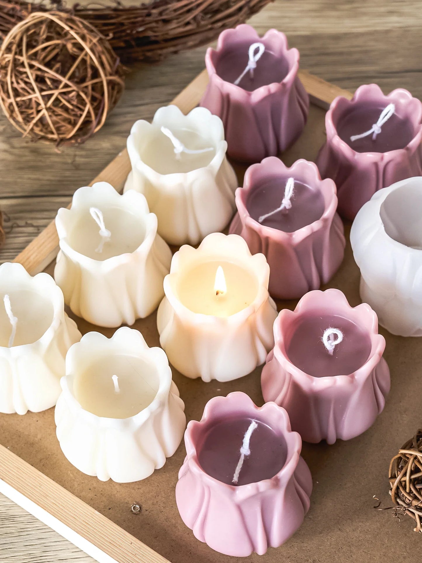 3D Tulip Flower Candle Mold Aromatherapy Candle Making DIY Handmade Soap Candlestick Resin Silicone Molds Home Decor Wedding Gif