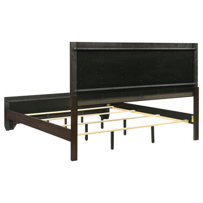 Kauffman 4-piece Eastern King Bedroom Set Dark Cocoa