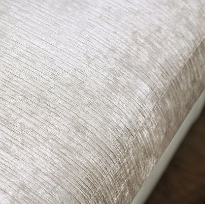 Benigno - Love Seat