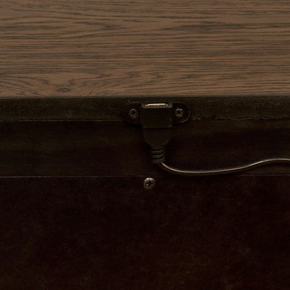 Maggie - Night Stand