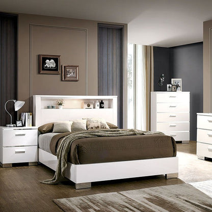 Carlie - 5 Pc Queen Bedroom Set