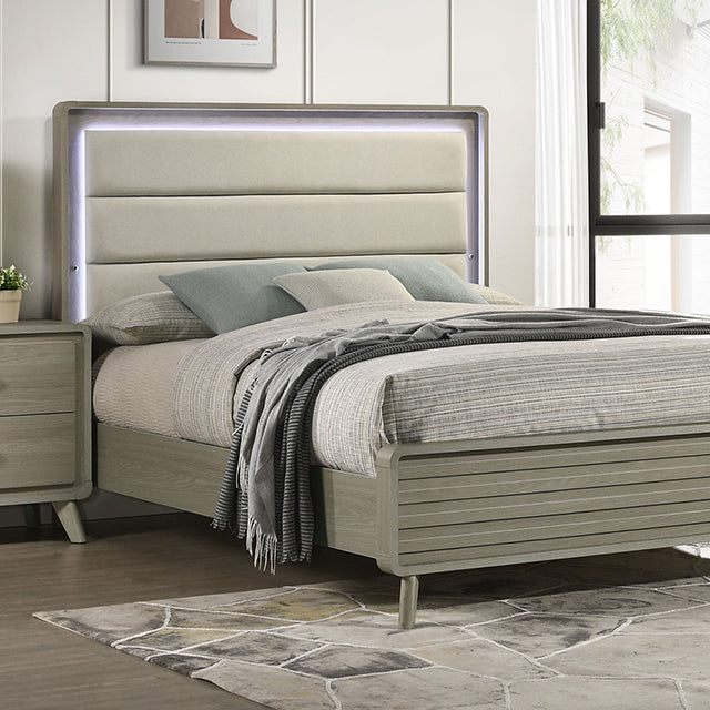 Rainier - 5 Pc Queen Bedroom Set (Upholstered HB)